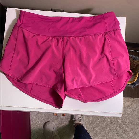 lululemon athletica Pants - Lululemon size 8 4” speed up shorts